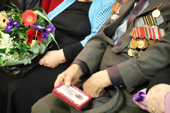 Во Владикавказе вручили медали «75 лет Победы в Великой Отечественной войне 1941-1945 годов»