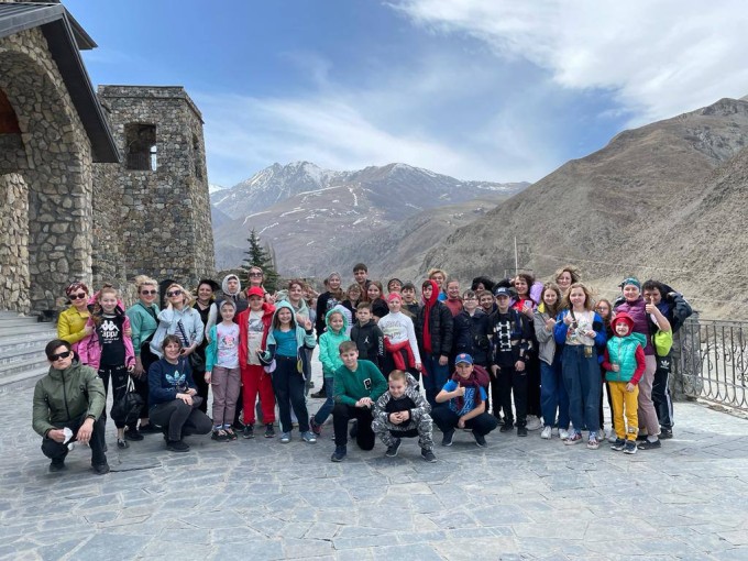 Школьники из Донбасса побывали в Куртатинском ущелье