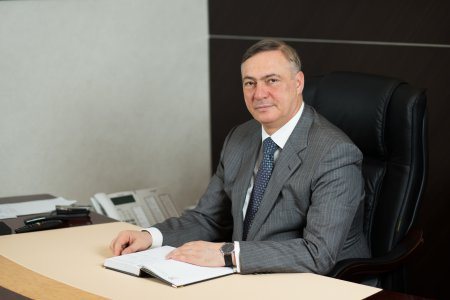 Поздравление Бориса Албегова с Днём Конституции Российской Федерации