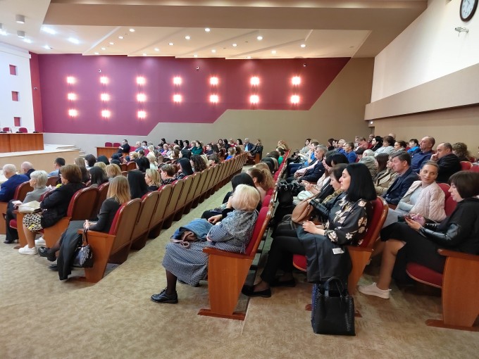 В АМС Владикавказа Мобилизационным управлением проведен ежегодный семинар-совещание по теме: «Подведение итогов работы за 2022 год и задачи по ее совершенствованию на 2023 год».  