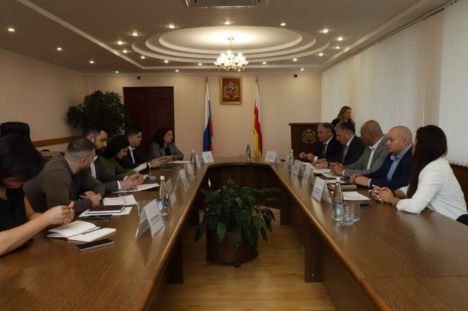 В АМС Владикавказа обсудили взаимодействие города с минспорта республики