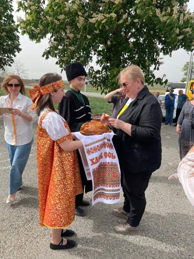Дружба между школами Владикавказа и Черкесска крепнет. 