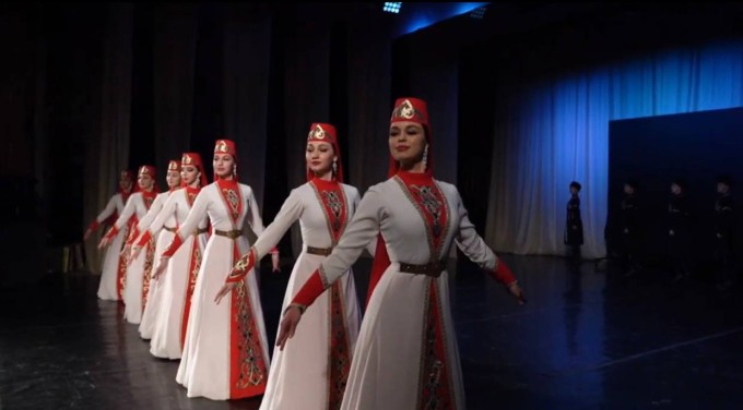 Во дворце молодёжи прошёл праздничный концерт. 