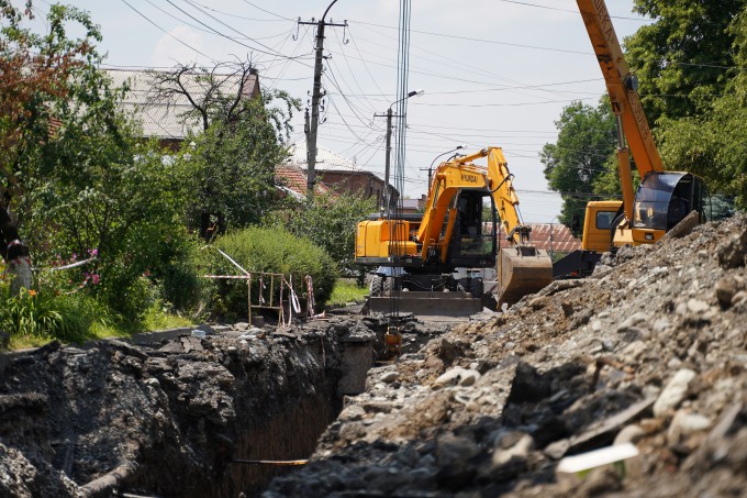 На улице Павленко впервые за 40 лет ведется замена теплотрассы