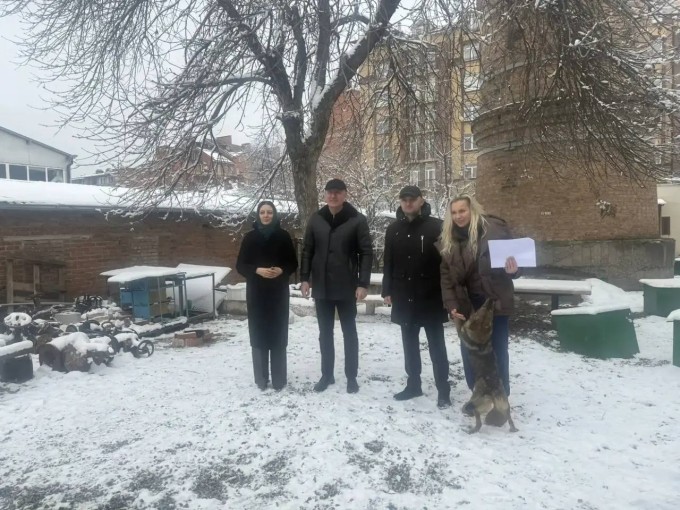 Межведомственная комиссия посетила организации, взявшие на попечение собак из «Владпитомника»