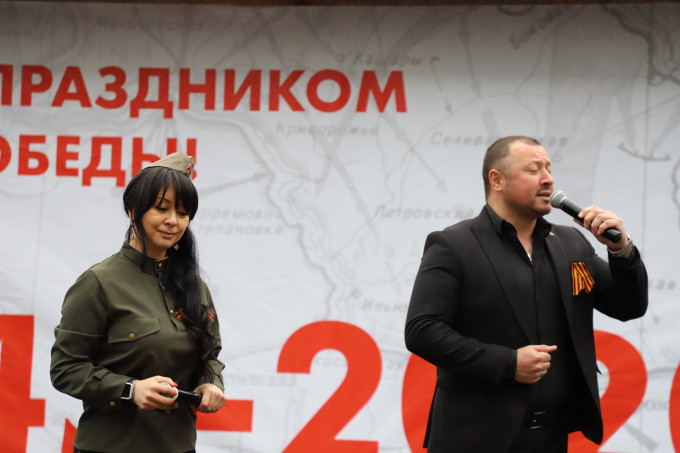 Во Владикавказе прошла акция «Поем всем двором»