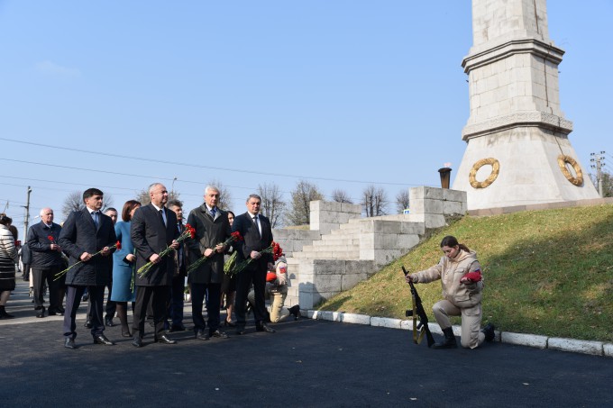 Во Владикавказе почтили память жертв конфликта осени 1992 года