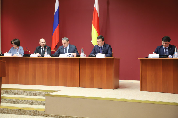 Во Владикавказе состоялась седьмая сессия Собрания представителей