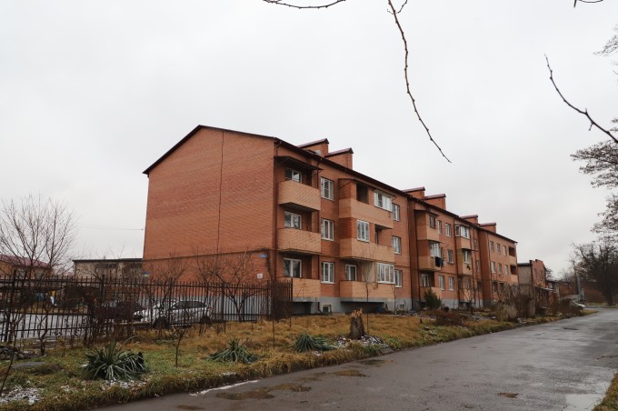 Улица Керменистов во Владикавказе освещена