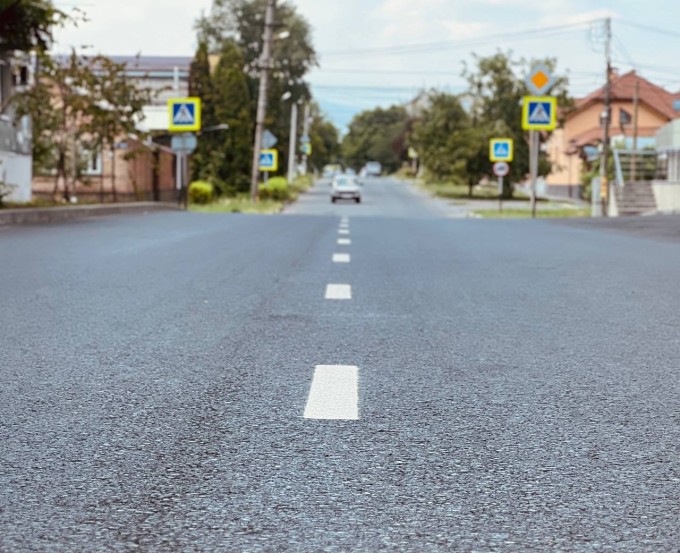 Завершили ремонт дороги по улице Кольбуса на участке от проспекта Коста до улицы Ардонской