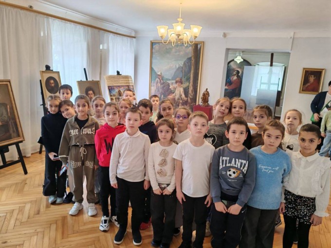 Во Владикавказе открыты 40 пришкольных лагерей