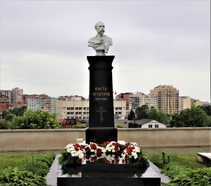 День осетинского языка и литературы отметили во Владикавказе