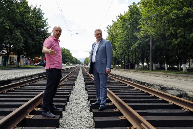 На проспекте Коста завершено 25% работ