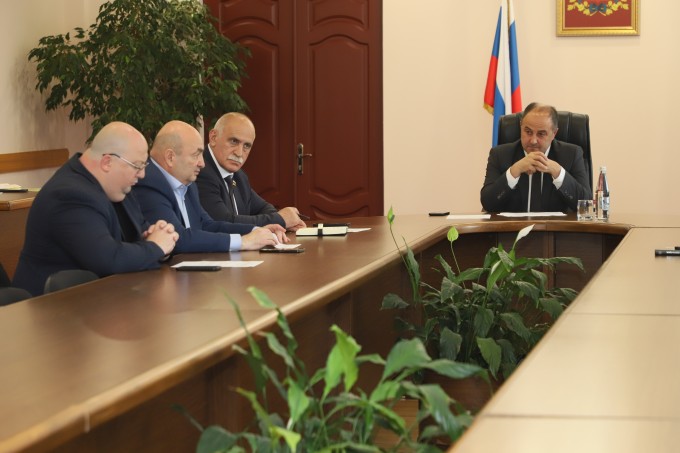 Подготовка к отопительному сезону и замена лифтового оборудования в многоквартирных домах города. 