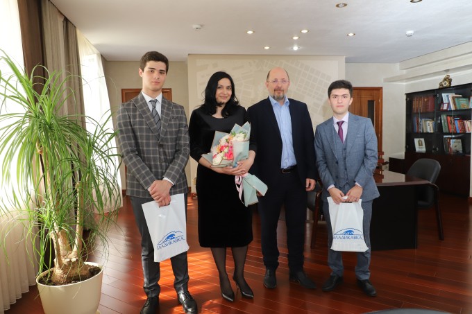 Александр Пациорин встретился с умниками.