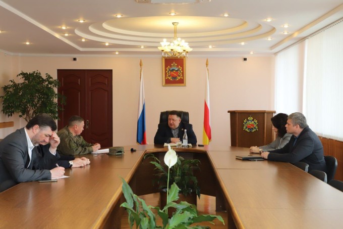 Столица Северной Осетии готовится к главному празднику страны. 