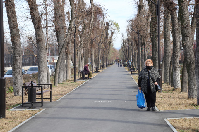 Завершилось благоустройство аллеи по улице Титова