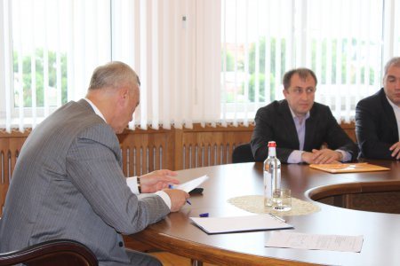 Борис Албегов по поручению Главы Республики встретился с жителем п. Терк