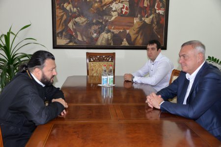 БОРИС АЛБЕГОВ И ЕПИСКОП ВЛАДИКАВКАЗСКИЙ И АЛАНСКИЙ ЛЕОНИД ОБСУДИЛИ ВОПРОСЫ   ПРАЗДНОВАНИЯ 1100-ЛЕТИЯ КРЕЩЕНИЯ АЛАНИИ