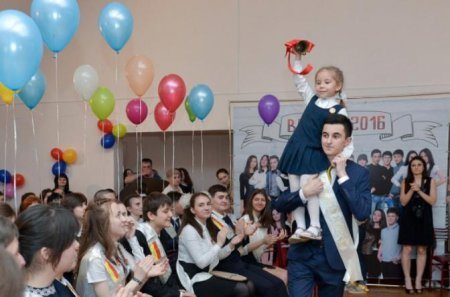 24 мая в школах Владикавказа прозвенит последний звонок
