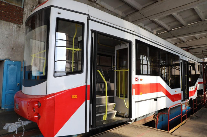Трамвай АО «Уралтрансмаш» прибыл во Владикавказ для тестирования инфраструктуры