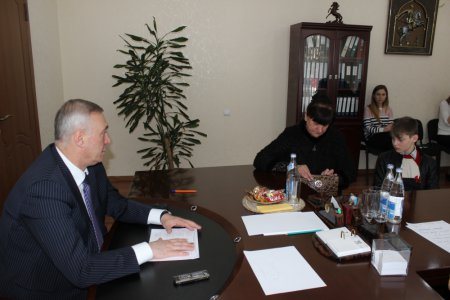 Борис Албегов провел прием граждан 