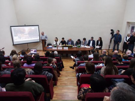 Во Владикавказе обсудили проекты благоустройства общественных пространств