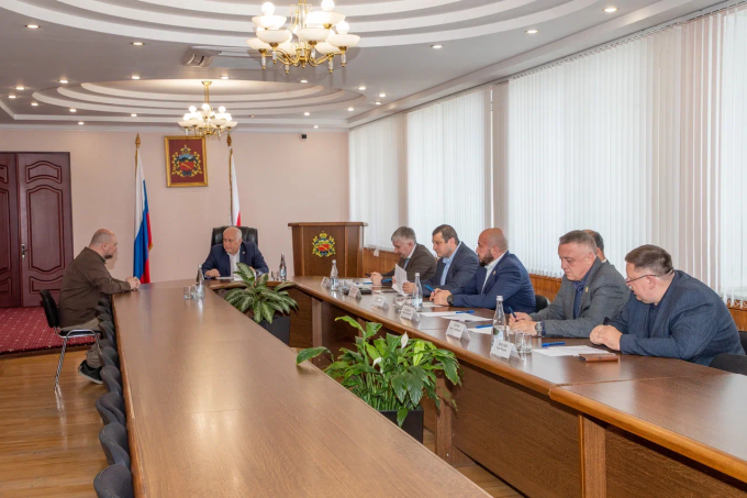Вячеслав Мильдзихов провел прием граждан.