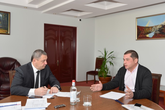 Русланбек Икаев провел прием граждан 